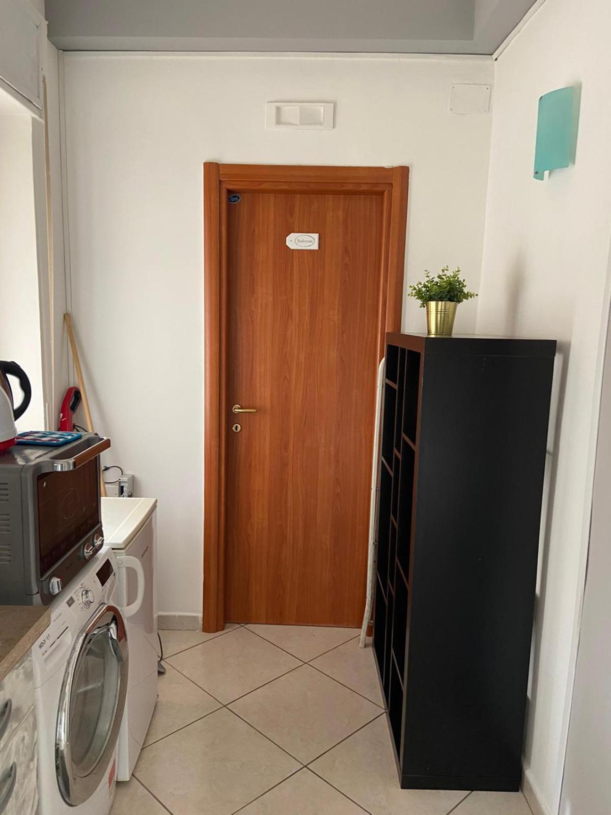 Bedroompompei With Free Parking Luaran gambar