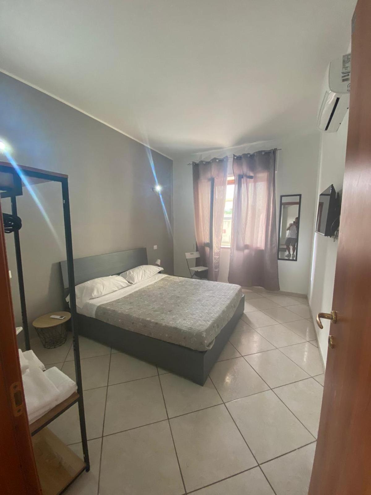 Bedroompompei With Free Parking Luaran gambar