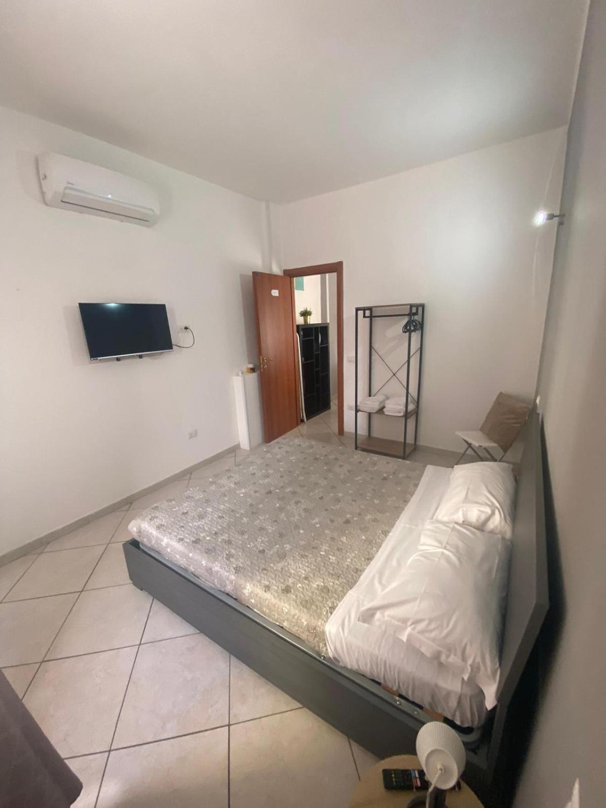 Bedroompompei With Free Parking Luaran gambar
