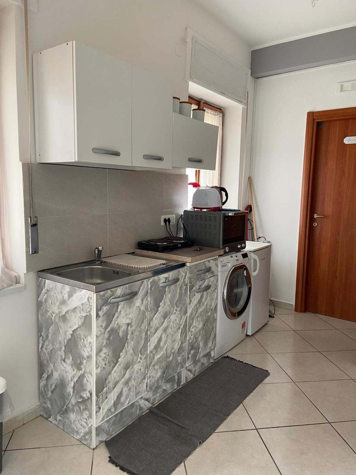 Bedroompompei With Free Parking Luaran gambar